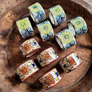 VTG Mexican Ceramic Hand painted Napkin Rings  Cat 347